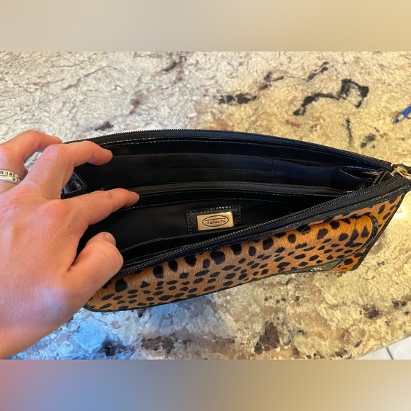 Talbots Cheetah Print Clutch - Picture 4 of 5